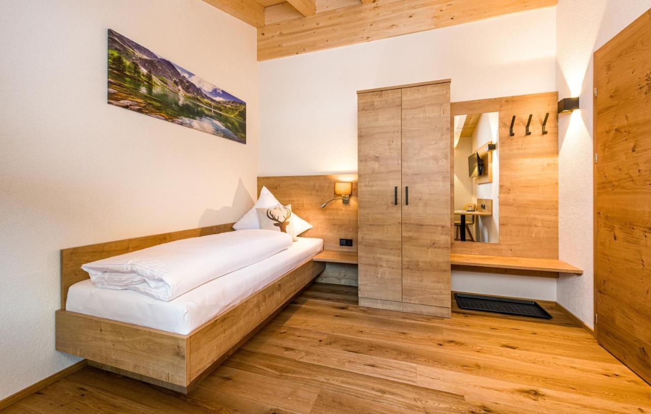 Landhaus Moosbrugger Steeg Extérieur photo
